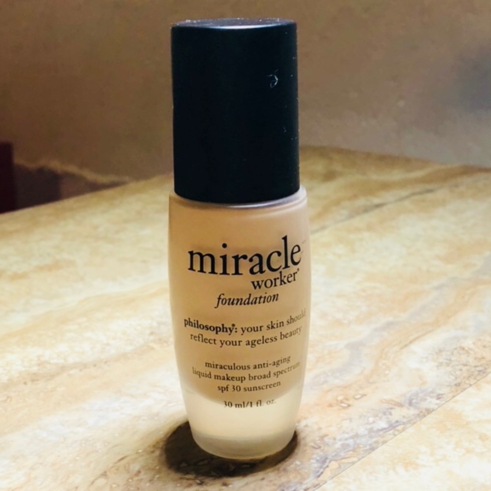 SOLD!! Philosophy Miracle Worker Foundation